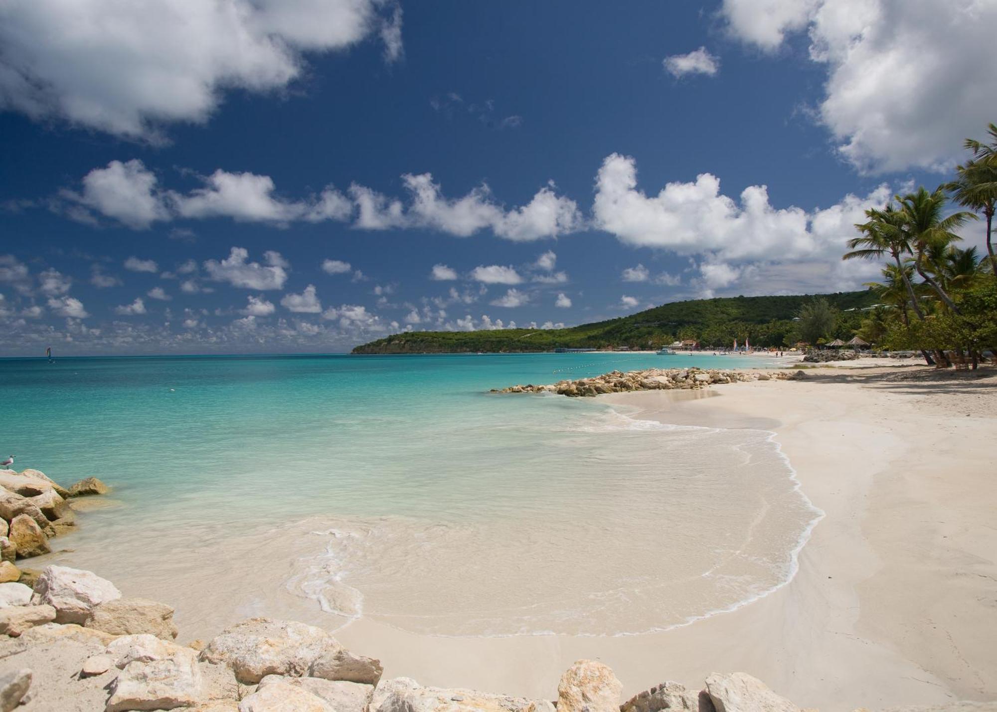 Dickenson Bay Buccaneer Beach Club المظهر الخارجي الصورة